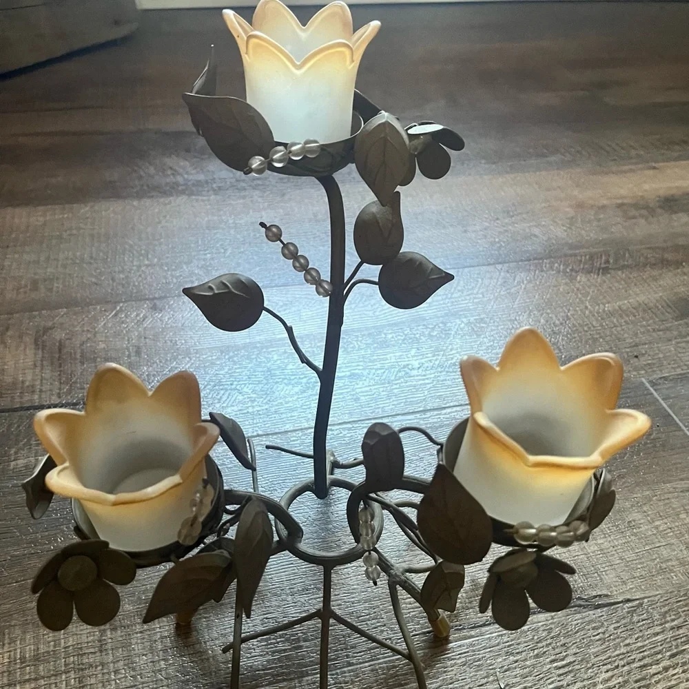 PartyLite Floral Candle Holder with Cream and Brown Accents - Picture 14 of 15